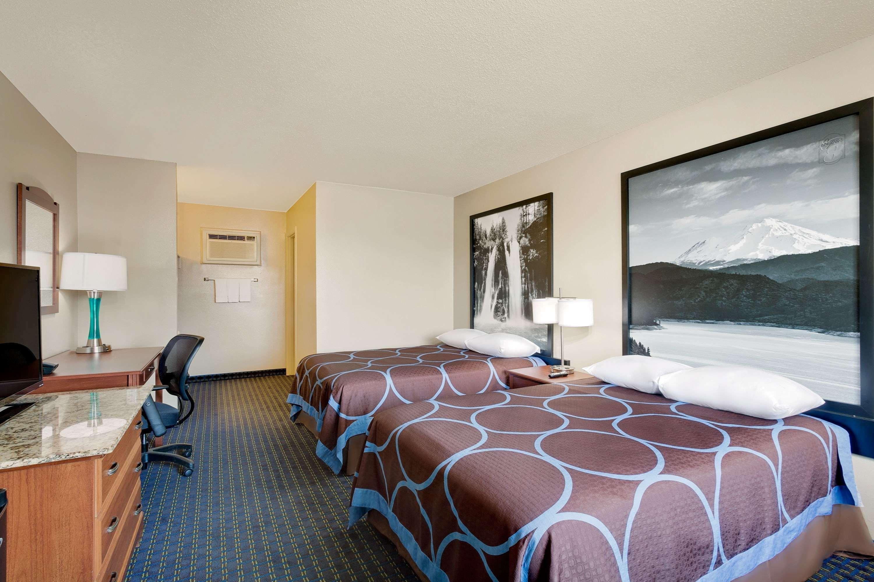 Super 8 By Wyndham Alturas Otel Dış mekan fotoğraf